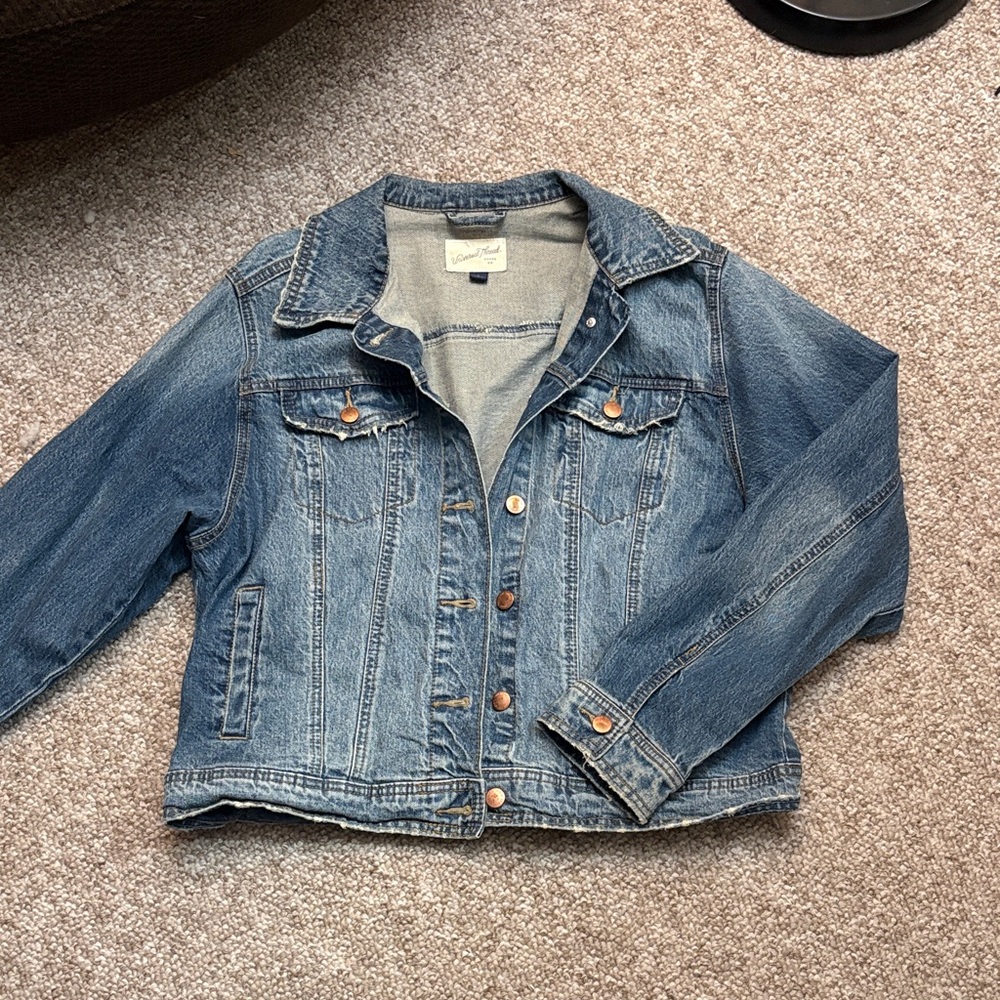 Universal Thread Blue Denim Jacket with Contrast Stitching